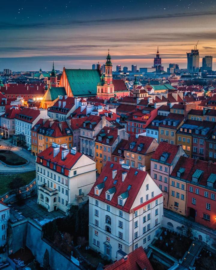 Gold 3 Metro X2 Wifi 300 Mbs 60'Tv Netflix Hbo Appletv+ Apartment Warsaw Luaran gambar